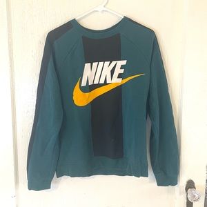 Nike crewneck